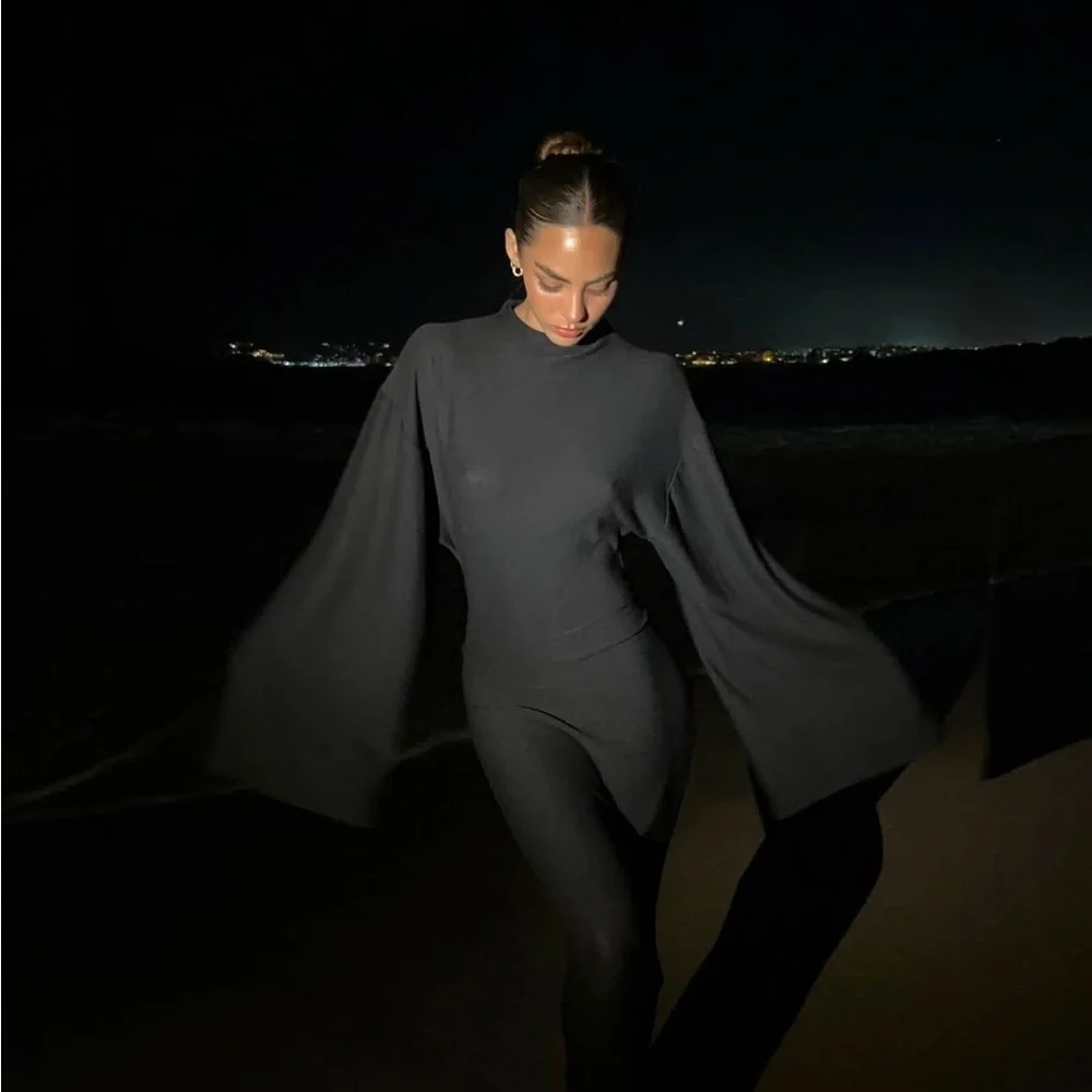 Arakii Koyo Dress - Picture 4 of 10